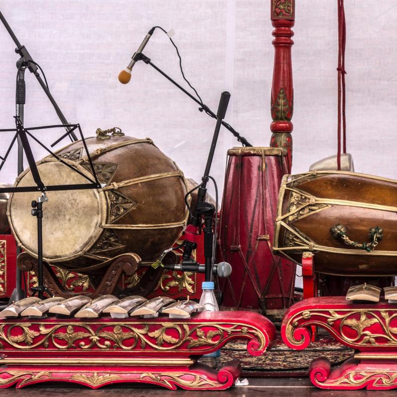 Alat Musik Tradisional Indonesia Yang Dipetik