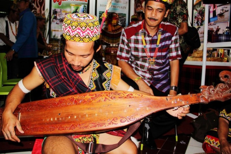 Kumpulan Alat Musik Tradisional Indonesia