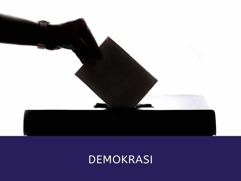 Makalah Pelaksanaan Demokrasi Di Indonesia