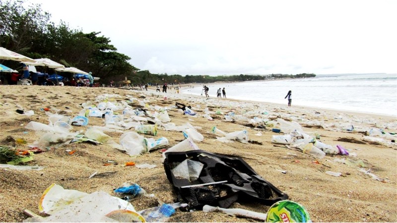 Pengaruh Sampah Plastik Terhadap Lingkungan