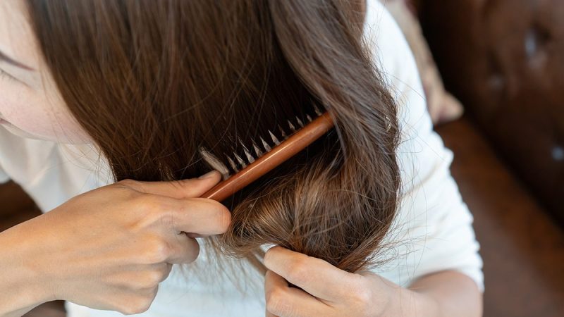 Cara Merawat Rambut Agar Tidak Mengembang