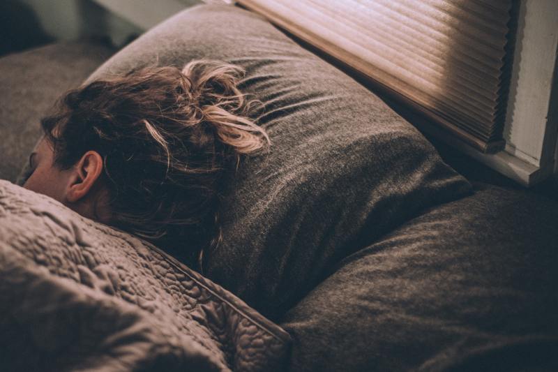 Tips Agar Bisa Tidur Siang Dengan Nyenyak